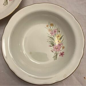 Vintage Eastern China USA floral with gold trim 5.5 bowls